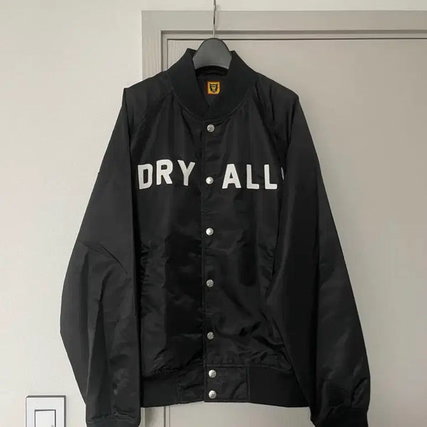 [BUNJANG] Human Made Nylon Stadium Varsity Jacket Black XXL / [XXL] 휴먼 메이드 나일론 스타디움 바시티 자켓 블랙 - 크림구매