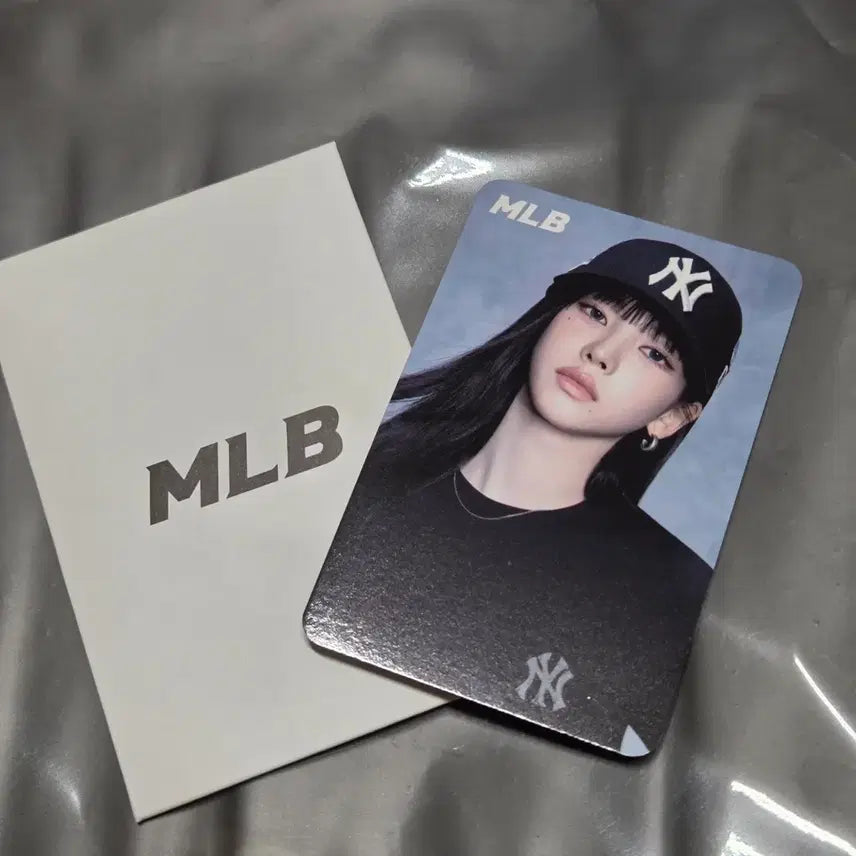 [BUNJANG] MLB Karina New York Photocard / MLB 뉴욕 카리나 포토카드