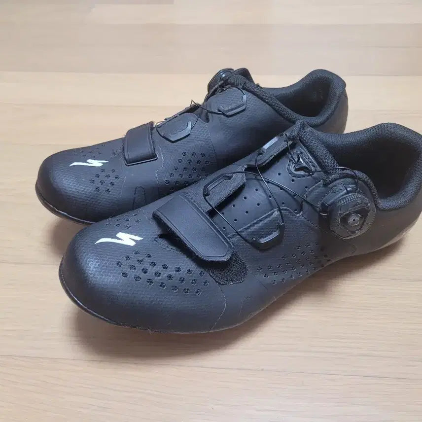 [BUNJANG] Specialized Torch 2.0 Road Cycling Shoes + Shimano Pedals / 스페셜라이즈드 토치(2.0)로드클릿슈즈+시마노 페달 판매합니다