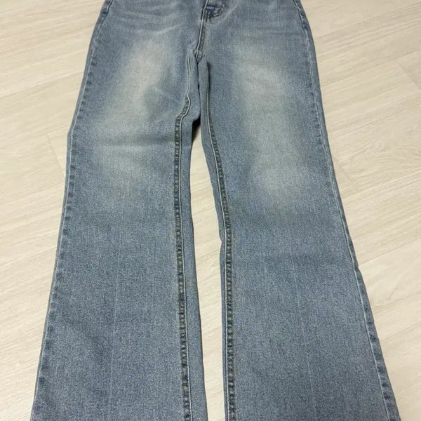 [BUNJANG] Bootcut Jeans Light Blue XS / 부츠컷 청바지 XS 연청