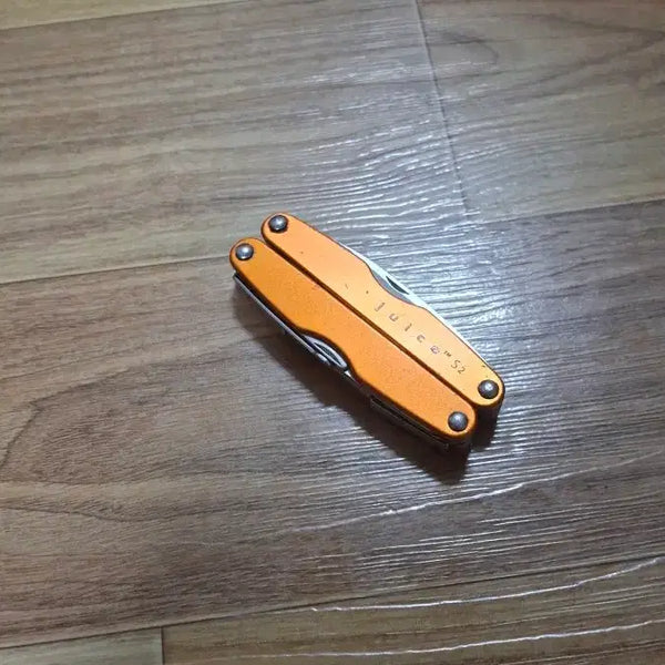 [BUNJANG] Leatherman Juice S2 Multi-tool Orange (Discontinued Model) / 단종모델)레더맨 멀티툴 Juice S2 빈티지 오렌지USA 맥가이버칼 플라이어