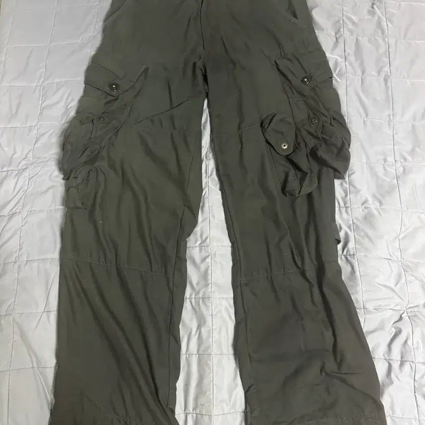 [BUNJANG] Julius Gasmask Cargo Pants Size 1 / julius gasmask pants 1사이즈