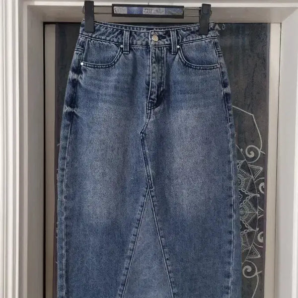 [BUNJANG] GUESS Denim Skirt with Back Slit / GUESS]뒷트임 데님 스커트