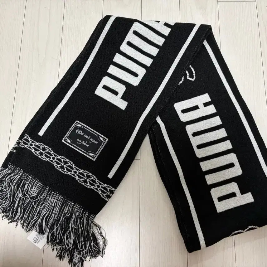 [BUNJANG] Puma Logo Scarf Black White / 푸마 머플러 블랙 화이트