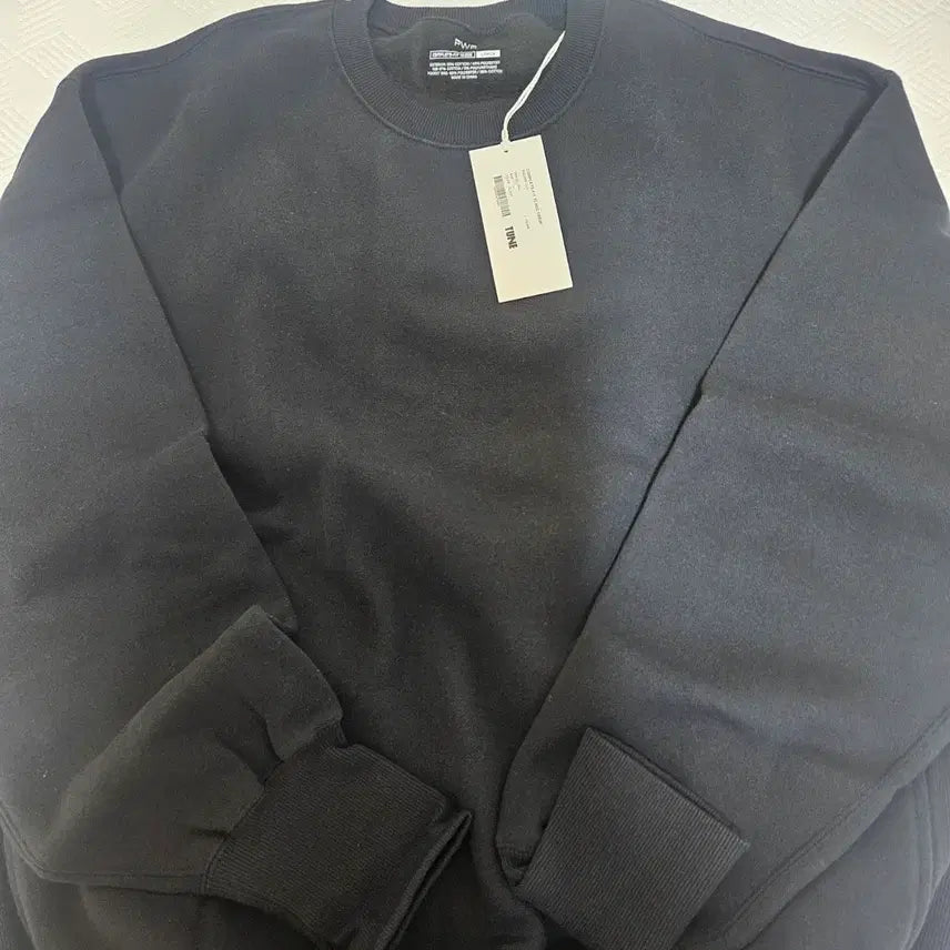 [BUNJANG] PWA Sweatshirt Finger Hole Detail / [L] PWA 스웻셔츠