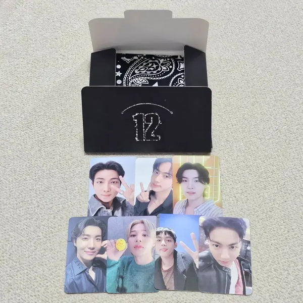 [BUNJANG] BTS 12th Anniversary Festa Photocard & Bandana Bundle Set / BTS 방탄 12주년 페스타 포카+반다나 일괄