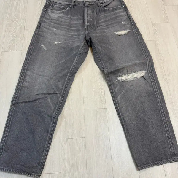 [BUNJANG] Ordinary Fits Grey Distressed Denim Jeans 32 / 오디너리핏츠 아이엠샵별주 그레이디스진 32사이즈