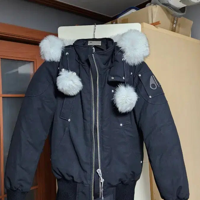 [BUNJANG] Moose Knuckles Debbie Bomber Down Jacket Black / 무스너클 데비봄버 패딩 블랙 정품 신품 175만