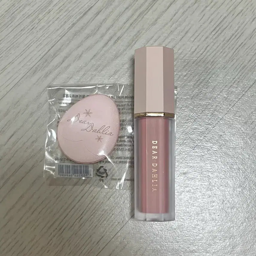 [BUNJANG] Dear Dahlia Petal Drop Liquid Blush - Barely / 새상품)디어달리아 리퀴드 블리쉬 베어리(박스O)