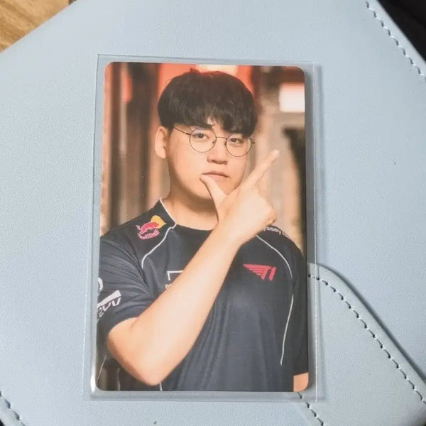 [BUNJANG] T1 Gumayusi MSI Photocard / 구마유시 날씬했을때 포카(msi포토카드)