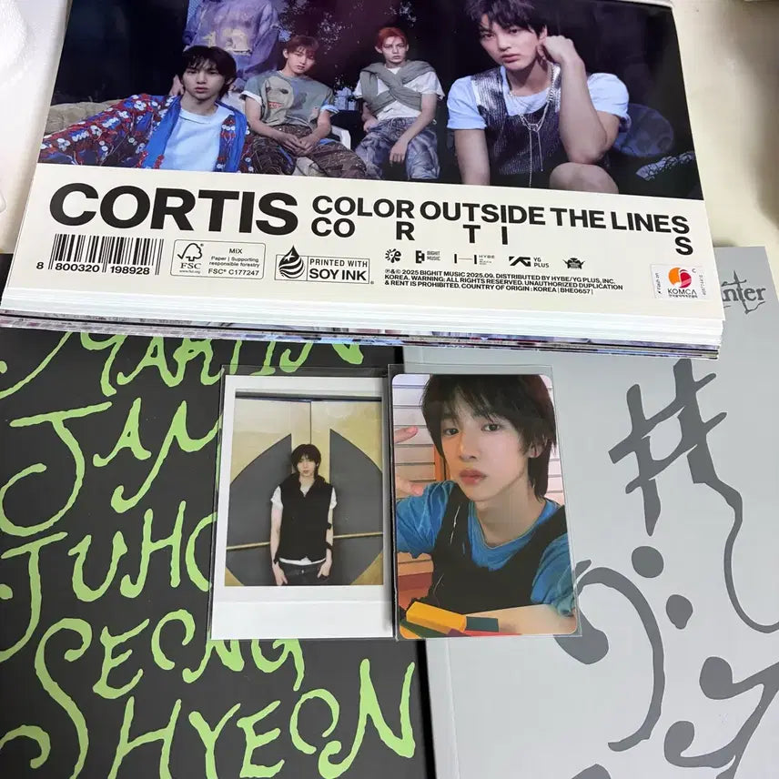 [BUNJANG] Cortis 2026 Season's Greetings Bundle Set Booklet, Photobook, Photocards (Martin, James, Juhun, Sungyun, Geonho) / 일괄) 코르티스 cortis 개봉앨범 2026 시즌그리팅 시그 북렛 포토북 포토카드 포카 마틴 제임스 주훈 성현 건호