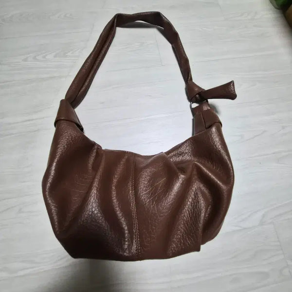 [BUNJANG] Brown Leather Shoulder Bag / 브라운 숄더백
