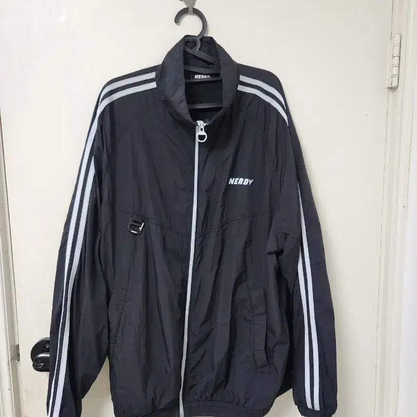 [BUNJANG] NERDY Windbreaker Black / 널디 윈드브레이커