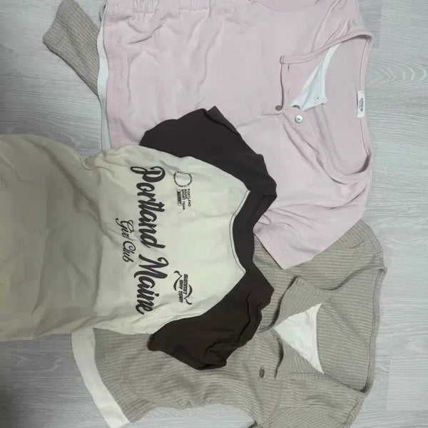 [BUNJANG] T-Shirt Bundle Set / 티 3개 일괄로 싸게 팔아요!