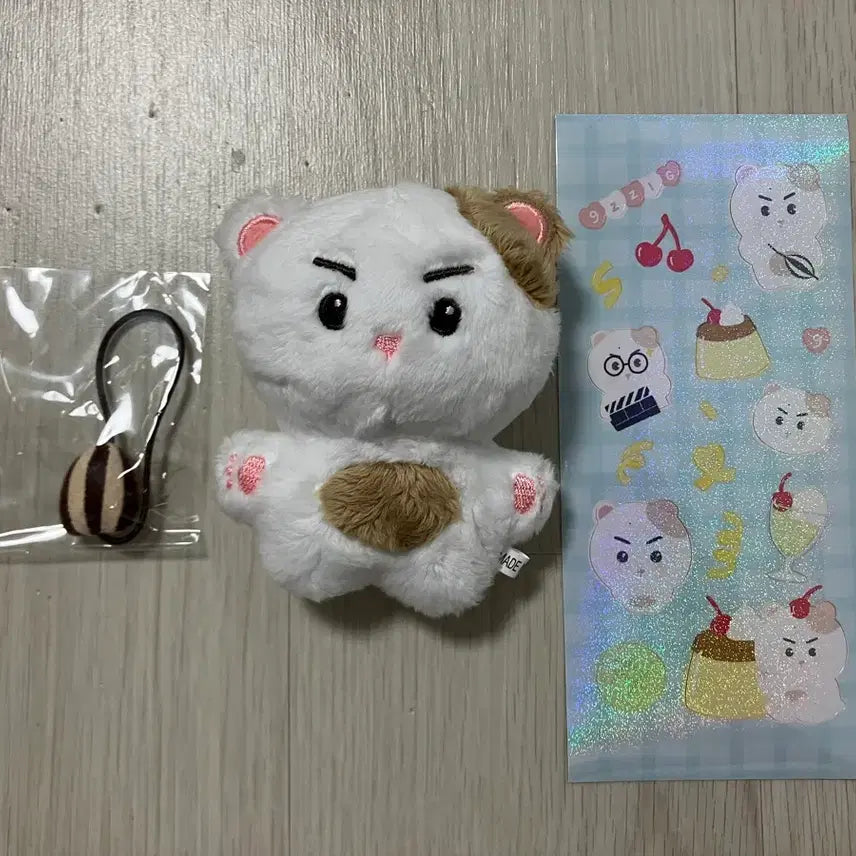 [BUNJANG] Stray Kids Hyunjin Plush Doll Sticker Bundle Set / 구찍이 구교환 굿즈 인형 스티커 판매