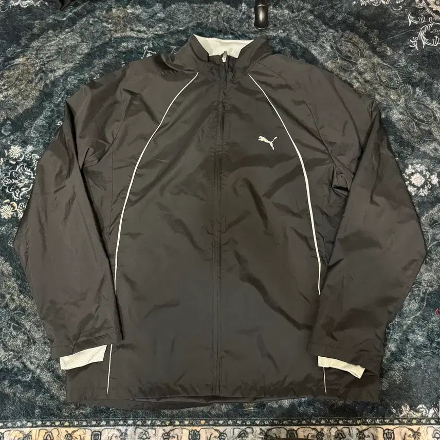 [BUNJANG] Puma Small Logo Windbreaker Jacket / 퓨마 스몰로고 바람막이 자켓
