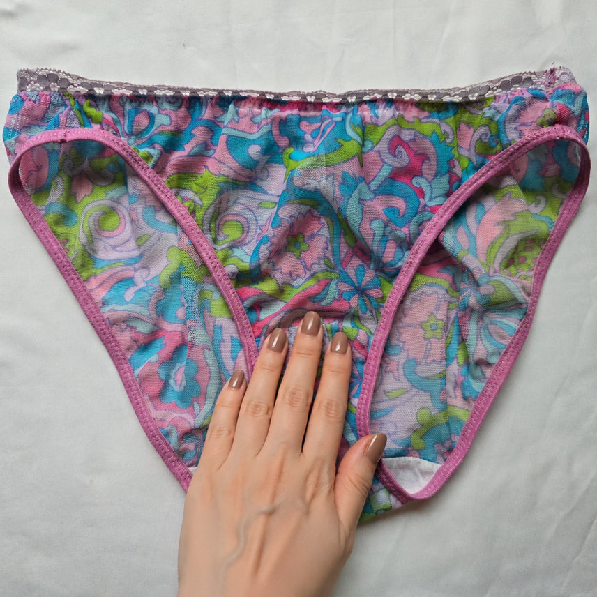 [BUNJANG] Multi-Color Floral Lace See-Through Panty / (중고) 멀티컬러 플로럴 레이스 시스루 팬티