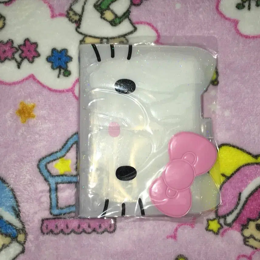 [BUNJANG] Sanrio Hello Kitty A6 6-Ring Binder / [산리오샵 구매] 산리오 아이러브 헬로키티 바인더 a6 6공 스티커 포카 다이어리 일본 정품