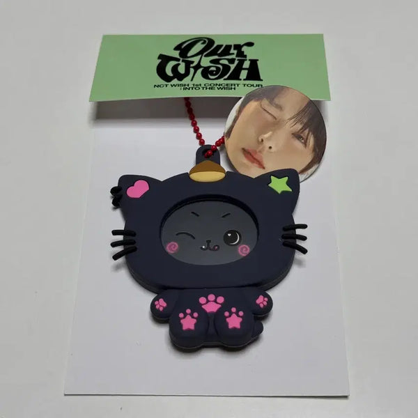 [BUNJANG] NCT WISH Riku Kuri Pin Button Holder Set / 엔시티위시 리쿠 쿠리 핀버튼 홀더세트