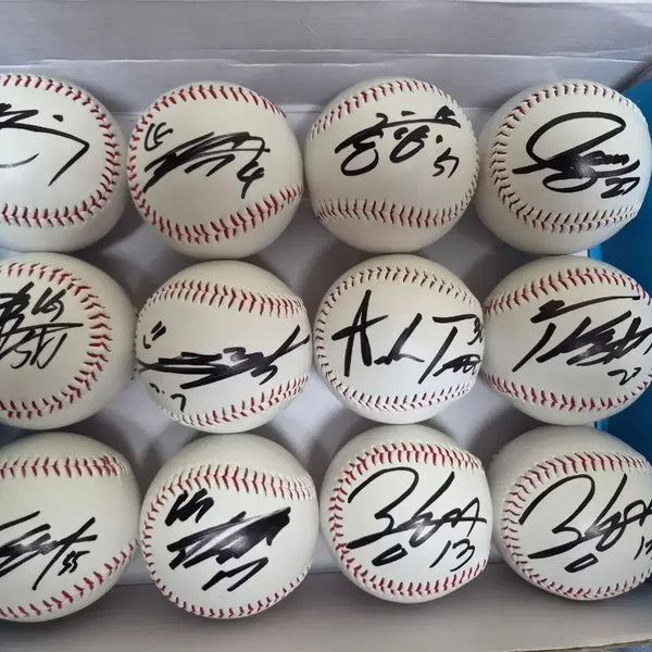 [BUNJANG] LG Twins Signed Baseball / LG트윈스 친필싸인볼 판매합니다