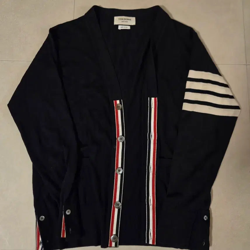 [BUNJANG] Thom Browne Merino Wool Diagonal Stripe Cardigan / 정품 톰브라운 메리노울 사선완장 가디건 2size