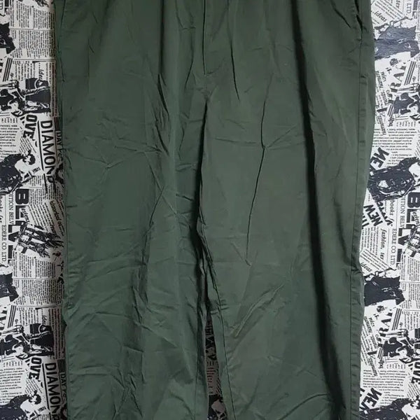 [BUNJANG] Uniqlo Pants Size 3XL (38-40) / 유니클로 바지 사이즈 3XL(38~40)