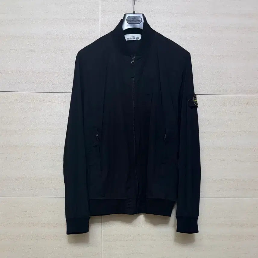 [BUNJANG] Stone Island Skintight Nylon-TC Jacket / 스톤아일랜드 스킨터치 나일론-TC 자켓
