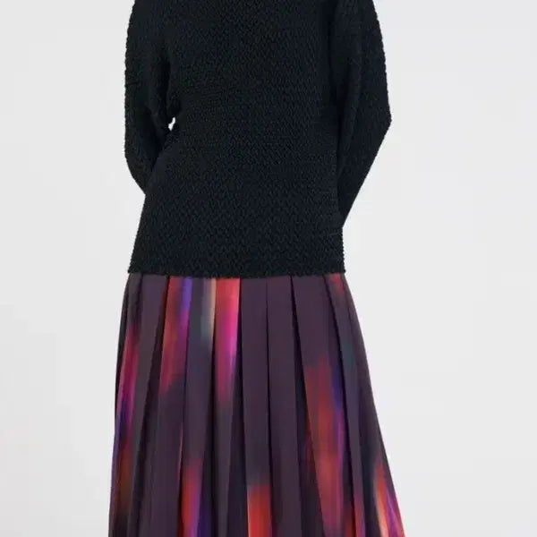 [BUNJANG] Pleats Me Blouse (Free Size) / (새상품)플리츠미 블라우스(프리)55~77