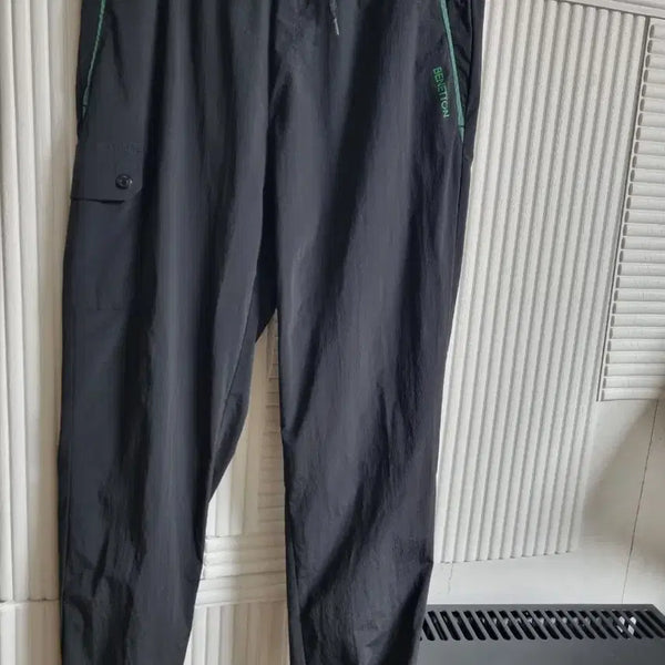 [BUNJANG] United Colors of Benetton Cargo Jogger Pants Black Size 32 / 베네통 카고 조거 팬츠 블랙 사이즈32