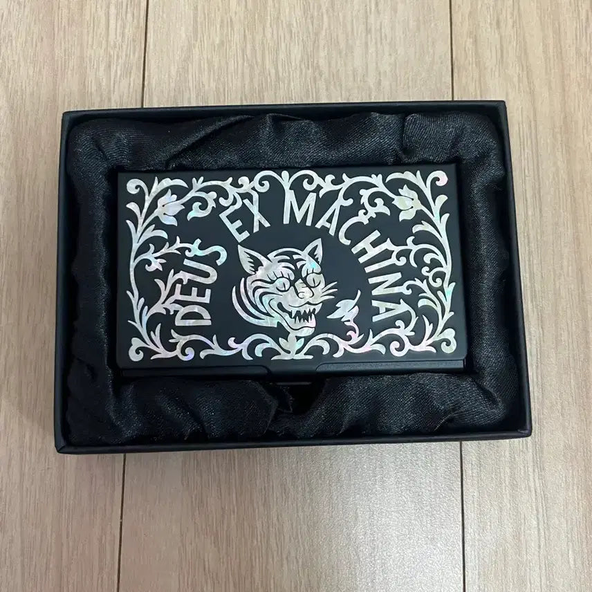 [BUNJANG] Deus Ex Machina Black Mother-of-Pearl Card Holder Case / 데우스 엑스 마키나 블랙 자개 카드지갑 케이스