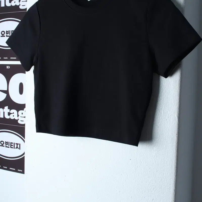[BUNJANG] W(S-M) Black Plain Cropped T-Shirt / W(S-M) 반팔 티셔츠 크롭 무지 블랙-H37123