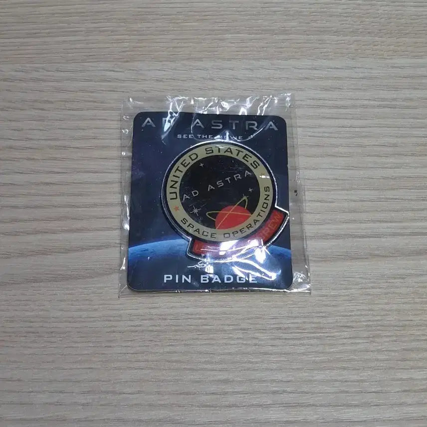 [BUNJANG] ASTRA Pin Badge / 아스트라 핀 배지