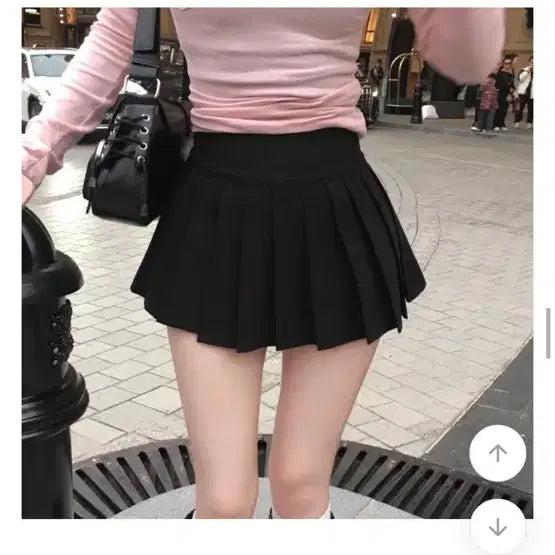 [BUNJANG] Blurfit Pleated Skirt / 에이블리 블러핏 플리츠 스커트