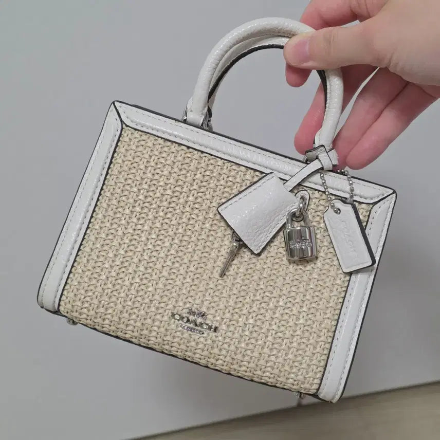 [BUNJANG] Coach White Rattan Tote Bag Mini / 코치 라탄 토트백 화이트