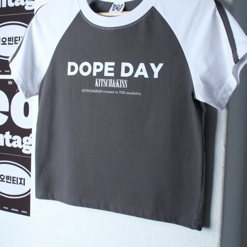 [BUNJANG] W(F) Kitsch and Kiss Raglan Crop T-Shirt Charcoal / W(F) 키치앤키스 반팔 티셔츠 나그랑 크롭 차콜 스트릿-H37134