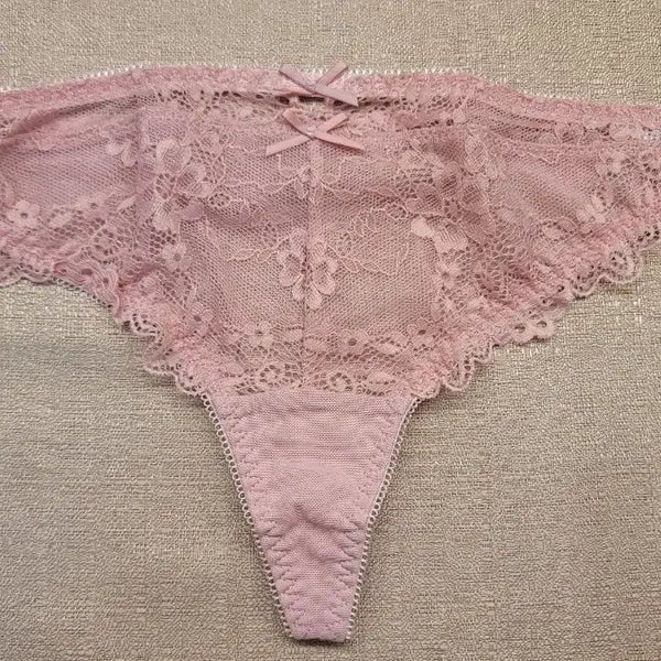 [BUNJANG] Lace Pink Lingerie Set (New) / 레이스 핑크 속옷(새상품) 90
