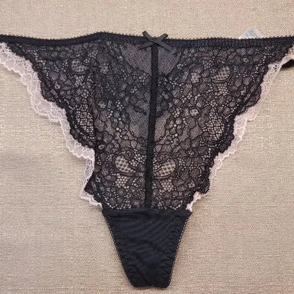 [BUNJANG] Black Lace Thong Panties with Ribbon Detail / 레이스 끈 팬티 블랙