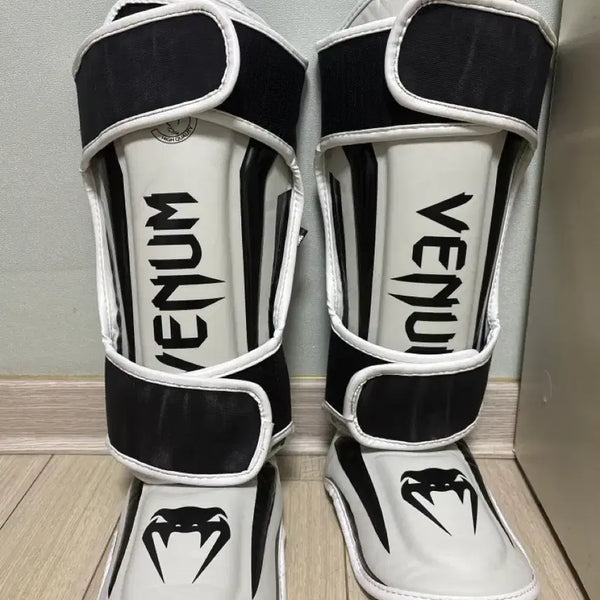 [BUNJANG] Venom Shin Guards / 베넘 정강이 보호대