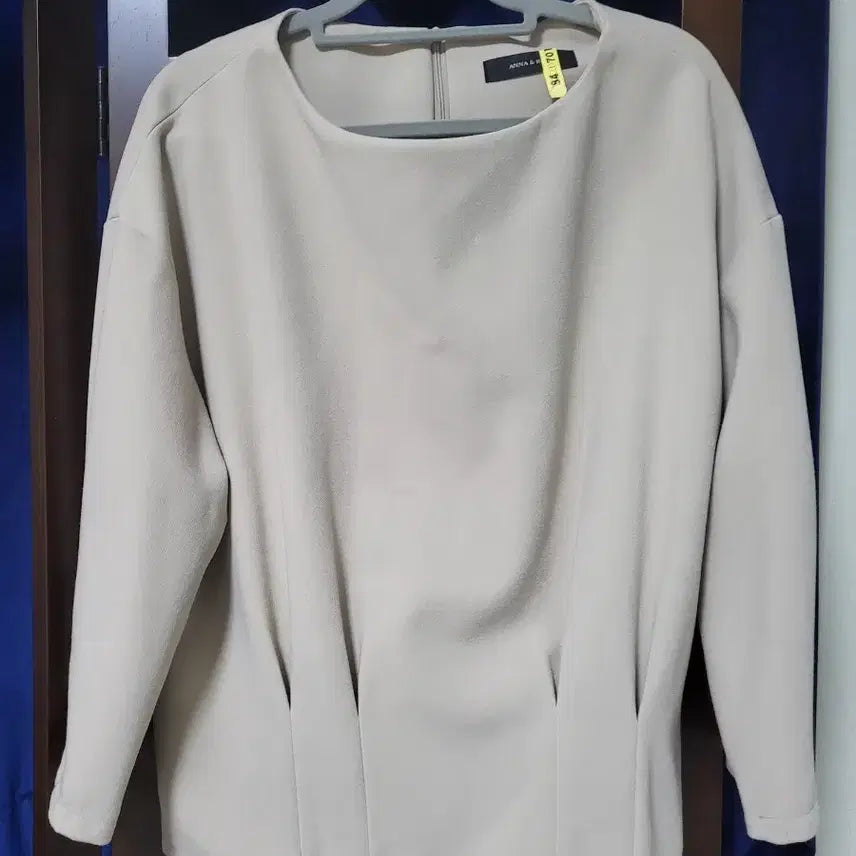 [BUNJANG] ANNA&BLUE Ivory Pintuck Blouse / 안나앤블루 ANNA&BLUE 여성 아이보리 핀턱 블라우스 프리