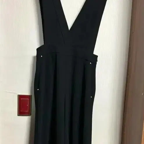 [BUNJANG] Lucky Chouette Black Jumpsuit / 럭키슈에뜨 블랙 점프슈트