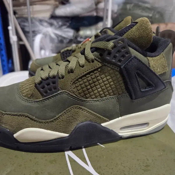 [BUNJANG] Air Jordan 4 Khaki Suede Sneakers / 조던 4 카키 스웨이드 스니커즈(에어조던)