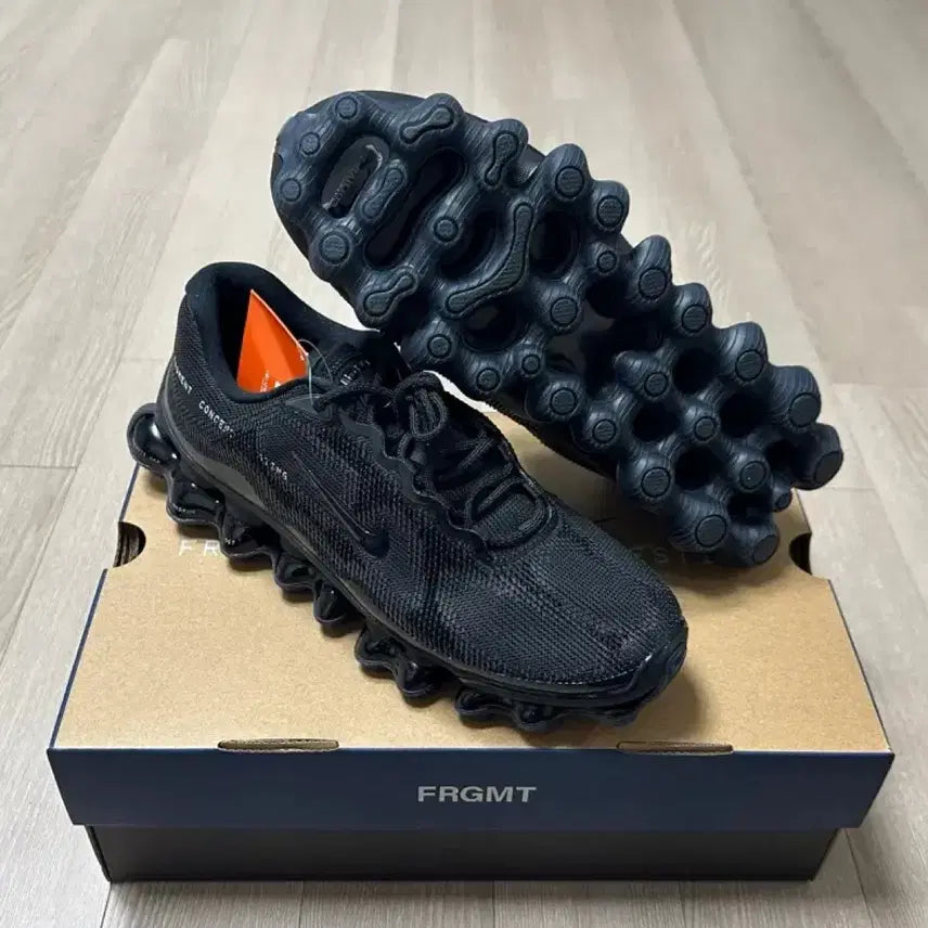 [BUNJANG] Nike x Fragment Air Maxenze Black Anthracite / 나이키 x 프라그먼트 에어 리퀴드 맥스 블랙 앤트러사이트 (275)