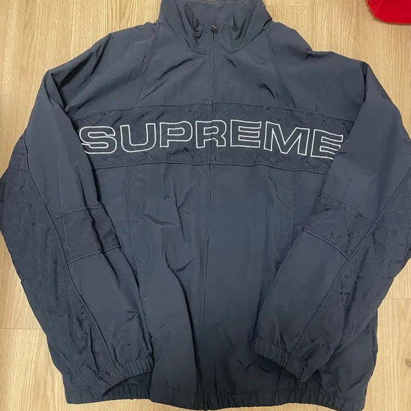 [BUNJANG] Supreme Windbreaker Jacket XL / 슈프림 바람막이 자켓 XL 팝니다.(상태보통)