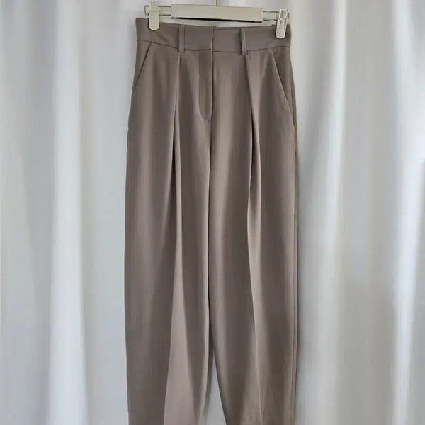 [BUNJANG] And Other Stories Pin Tuck Slacks Beige / 앤아더스토리즈 슬랙스