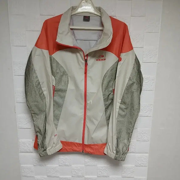 [BUNJANG] Eider Windbreaker Jacket Beige/Orange XL (Fits L) / 아이더 바람막이 자켓
