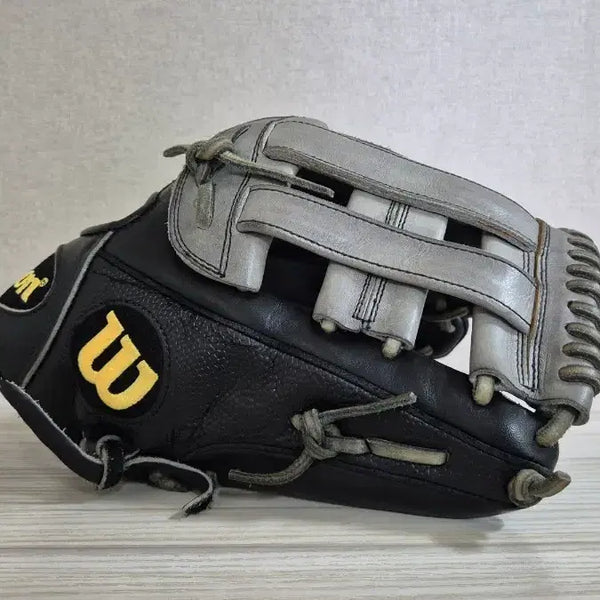 [BUNJANG] Wilson A2000 DW5 Infield Glove 12" / 윌슨 A2000 DW5 내야 글러브 팝니다.