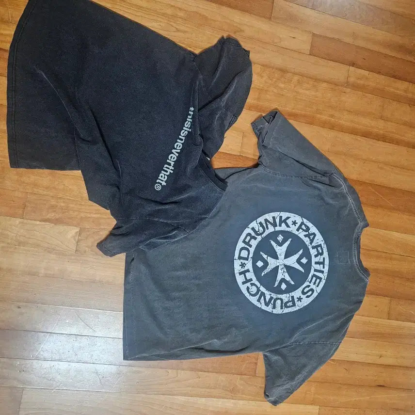[BUNJANG] thisisneverthat x Punchdrunk Pirates T-Shirt / 디스이즈네버댓 +펀치드렁크파티즈 티셔츠