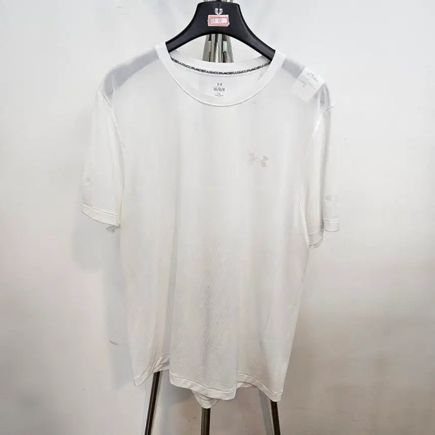 [BUNJANG] Under Armour Running Short Sleeve T-Shirt (L) / 언더아머 러닝 반팔 티셔츠 L