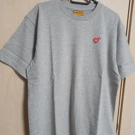 [BUNJANG] Human Made Heart Logo T-Shirt Grey S / (새상품) 휴먼메이드 하트 로고 그레이 반팔티 S