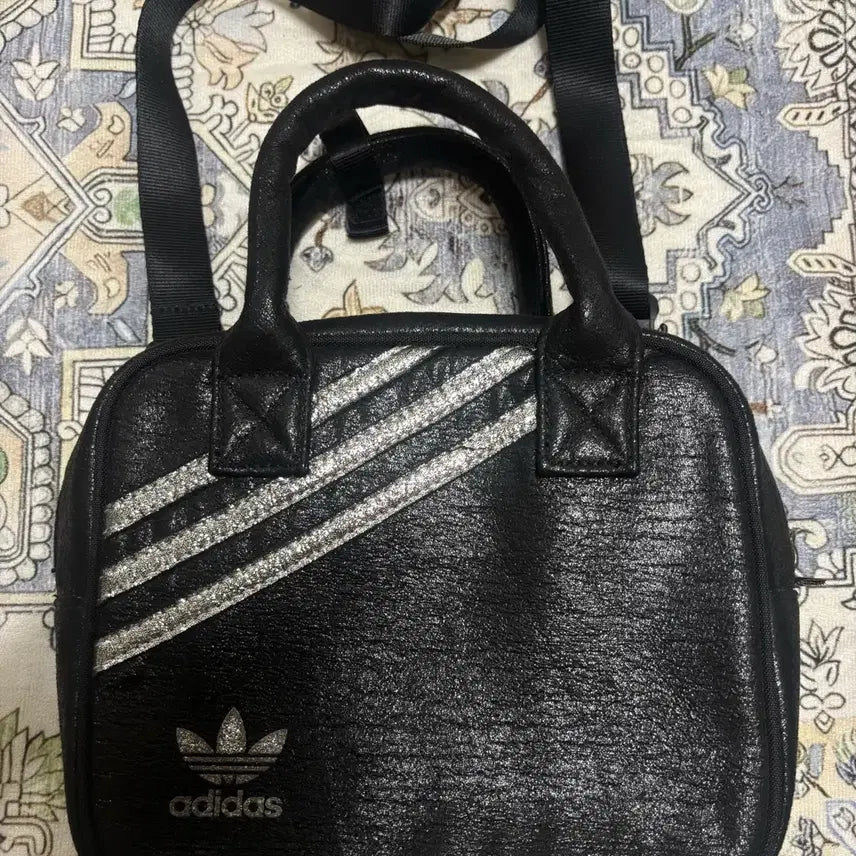 [BUNJANG] Adidas Mini Crossbody Bag Black/Silver / 아디다스 미니 크로스백 검정 실버